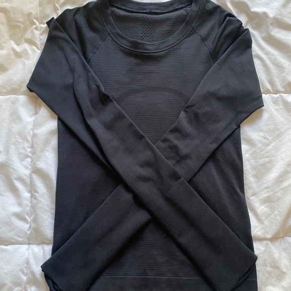 lululemon athletica Tops - Black Lululemon Swiftly Tech